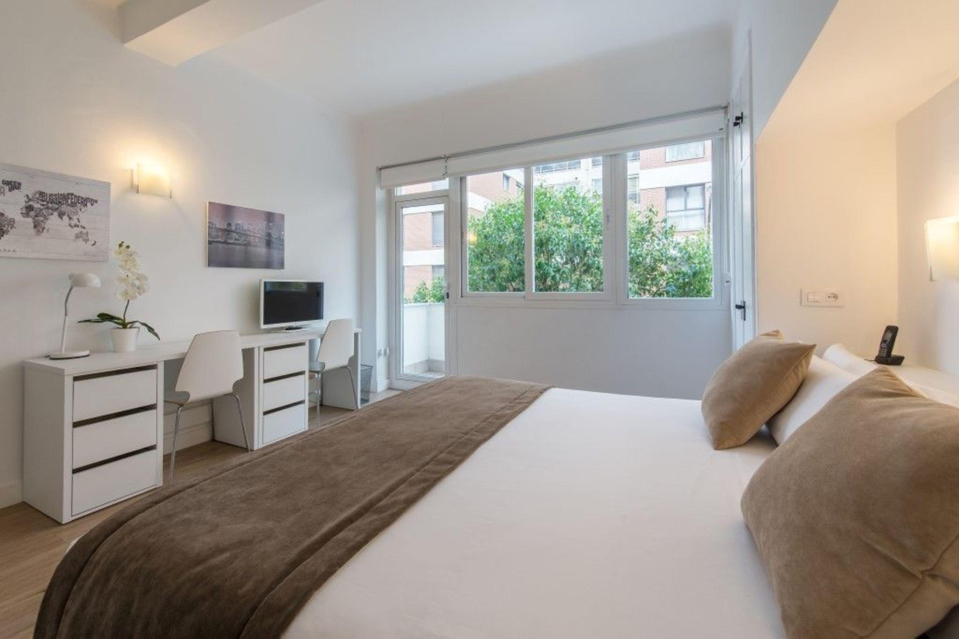 Neomagna Madrid Hotell Eksteriør bilde