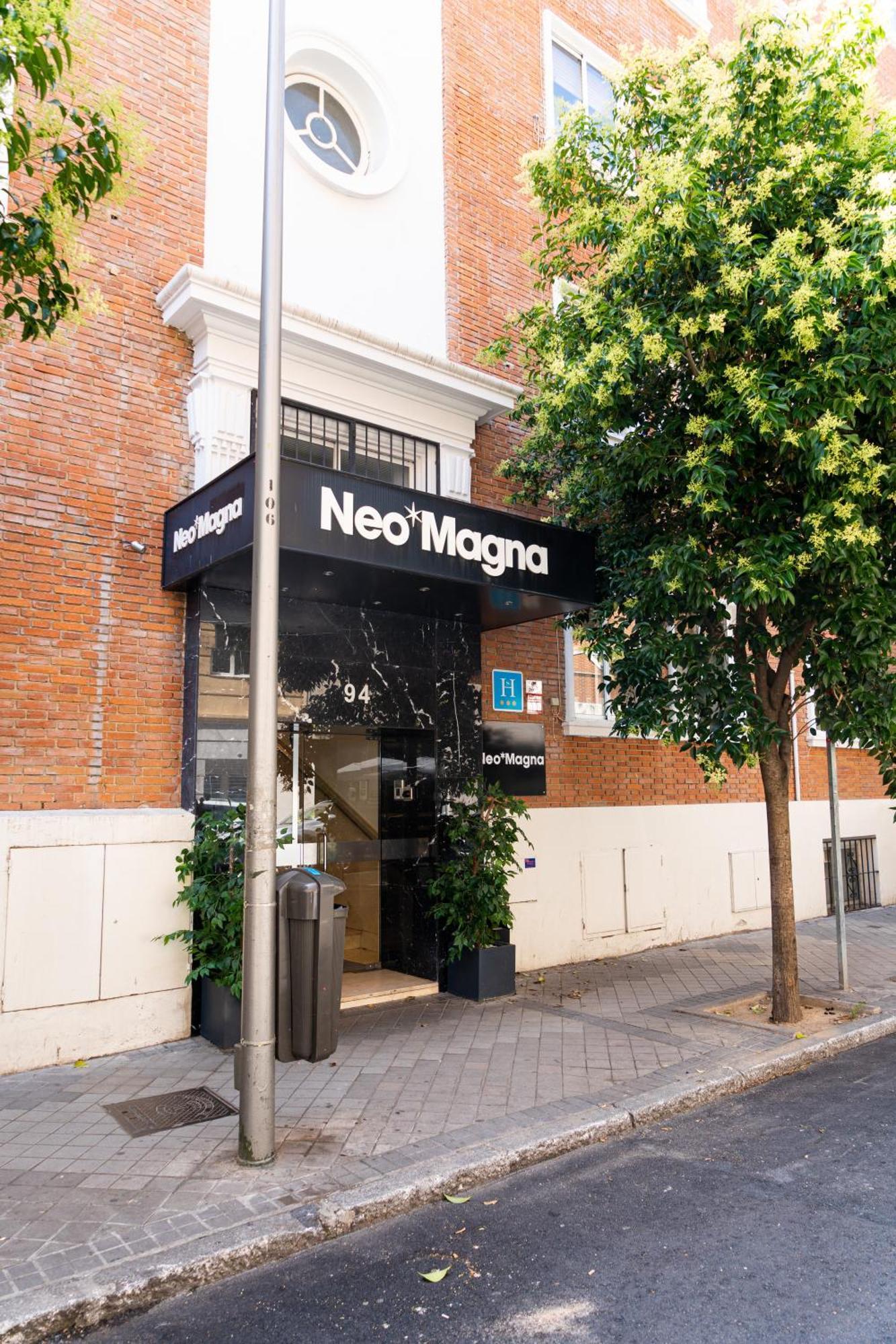 Neomagna Madrid Hotell Eksteriør bilde